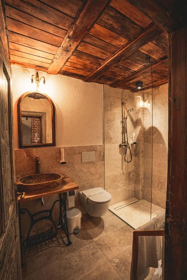 Conacul Sfantul Sava Brancovici Otel Ineu  Dış mekan fotoğraf
