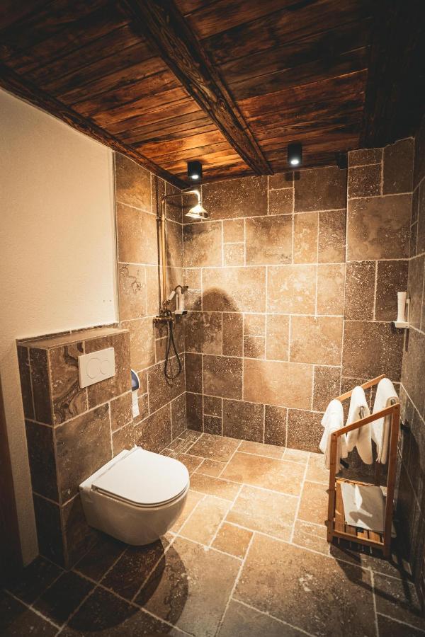 Conacul Sfantul Sava Brancovici Otel Ineu  Dış mekan fotoğraf